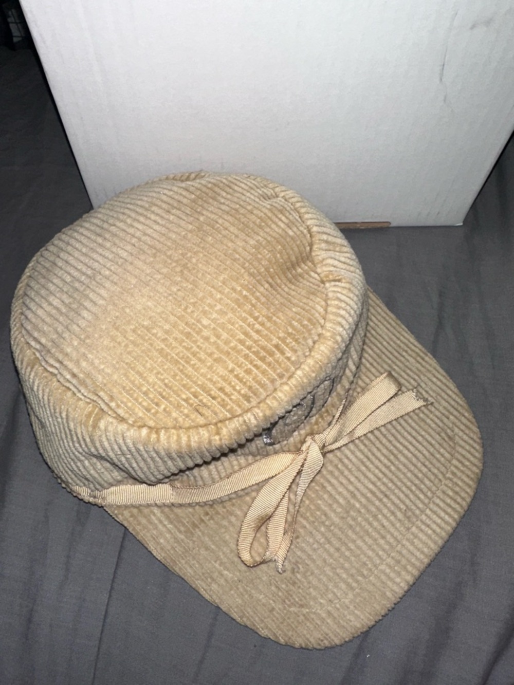 Dior Beige Corduroy Hat with Signature Monogram Lining - Picture 2 of 4